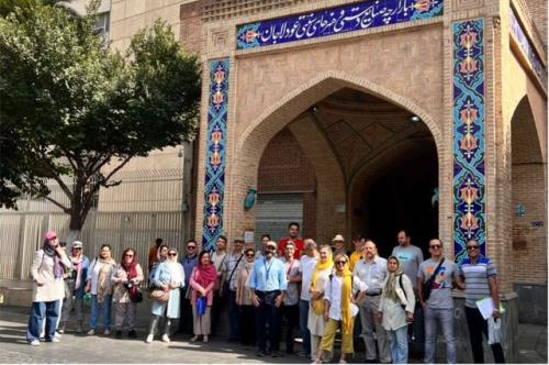نخستین راهنمای گردشگری ناشنوایان در ایران