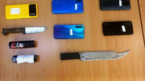 موبایل قاپی با چاشنی زورگیری