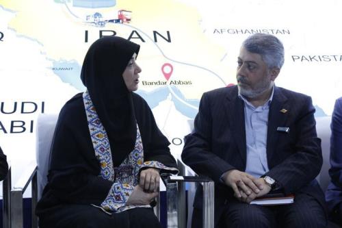 انزلی پایگاه صادرات صنایع دستی ایران به کشورهای حاشیه دریای خزر می شود