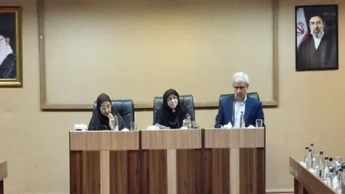 خبرنگاران معماران داستانها و دیده بانان جامعه هستند