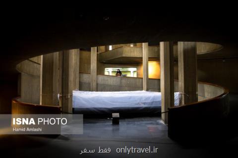 فضای عرضه آثار موزه لوور در تهران مناسب نبود فضای عرضه آثار موزه لوور در تهران مناسب نبود