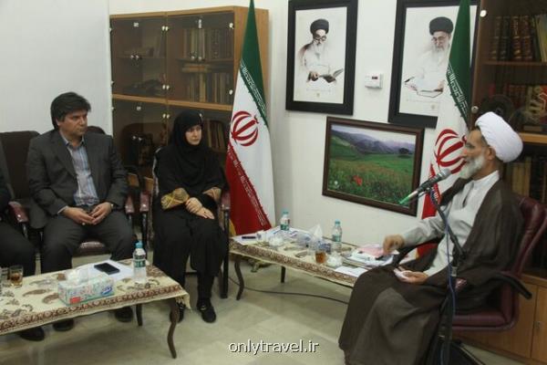 لزوم توجه به تعامل و ارتقای فرهنگی در مبحث گردشگری لزوم توجه به تعامل و ارتقای فرهنگی در مبحث گردشگری