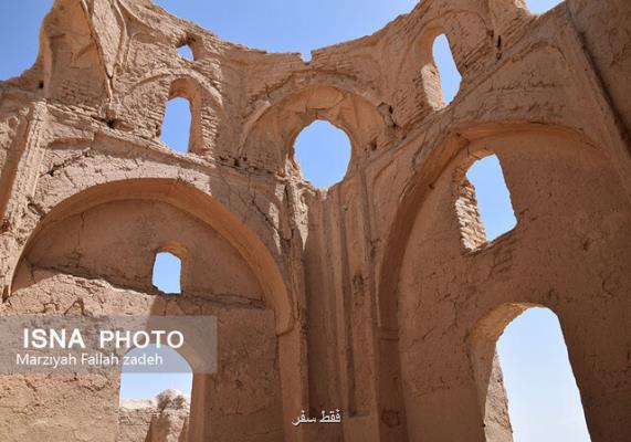 مقبره ای كه روایتگر عشق رعنا و اعلا شد مقبره ای كه روایتگر عشق رعنا و اعلا شد